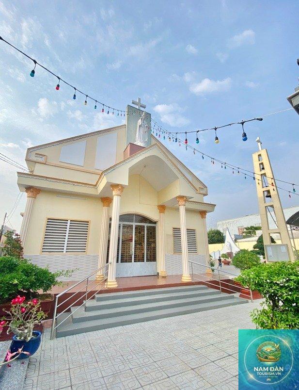 nhà thờ mỏ cày - Hình 2