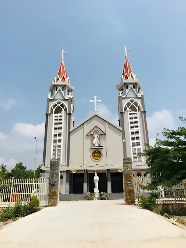 nhà thờ tân hiệp - Hình 2