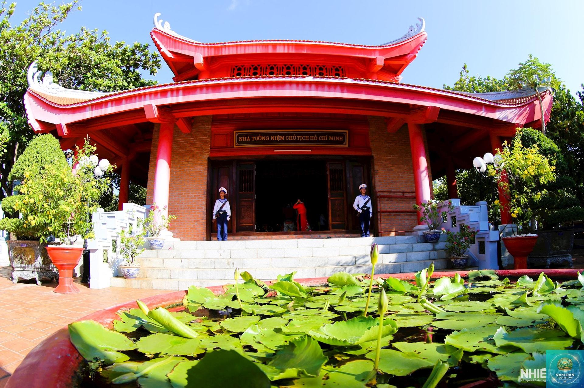 nhà tưởng niệm chủ tịch hồ chí minh - Hình 2
