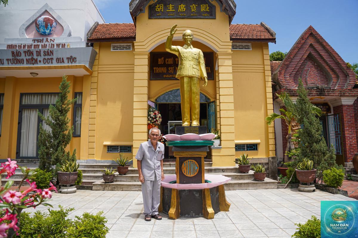 nhà tưởng niệm chủ tịch hồ chí minh - Hình 3