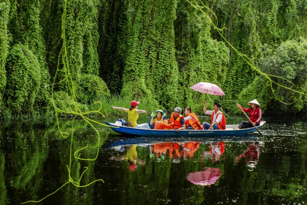 những điều cần biết khi du lịch long an