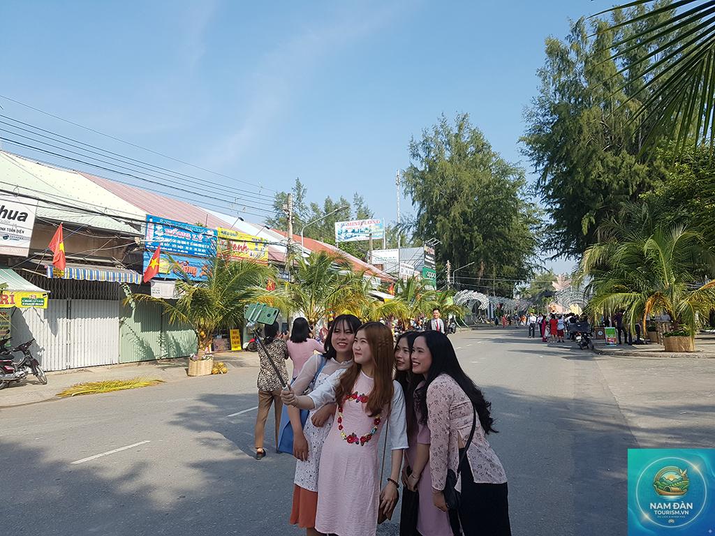 phố đi bộ bến tre - Hình 5