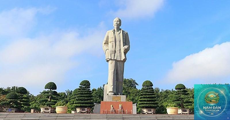 quảng trường làng sen - Hình 5