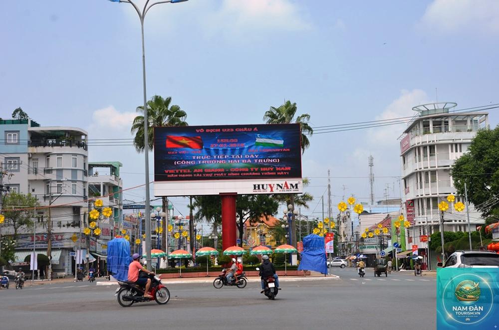 quảng trường trưng nữ vương - Hình 3
