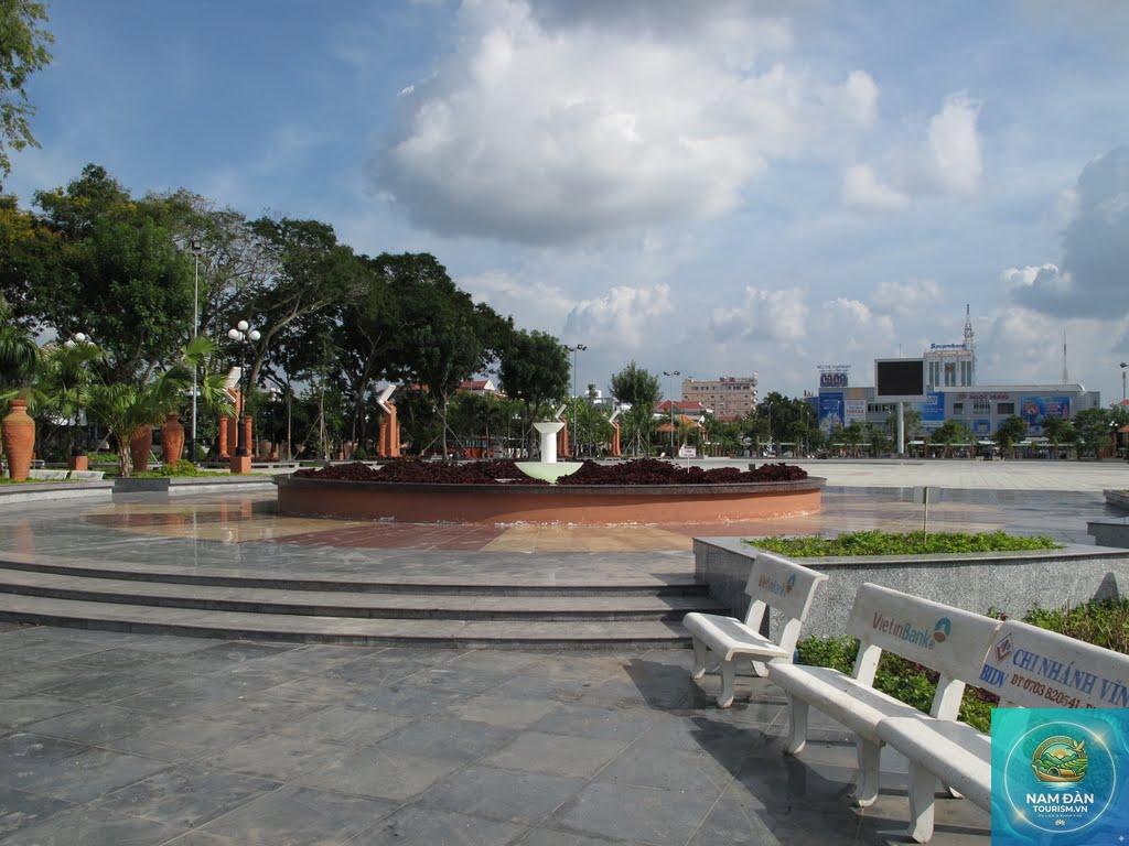 quảng trường vĩnh long - Hình 3