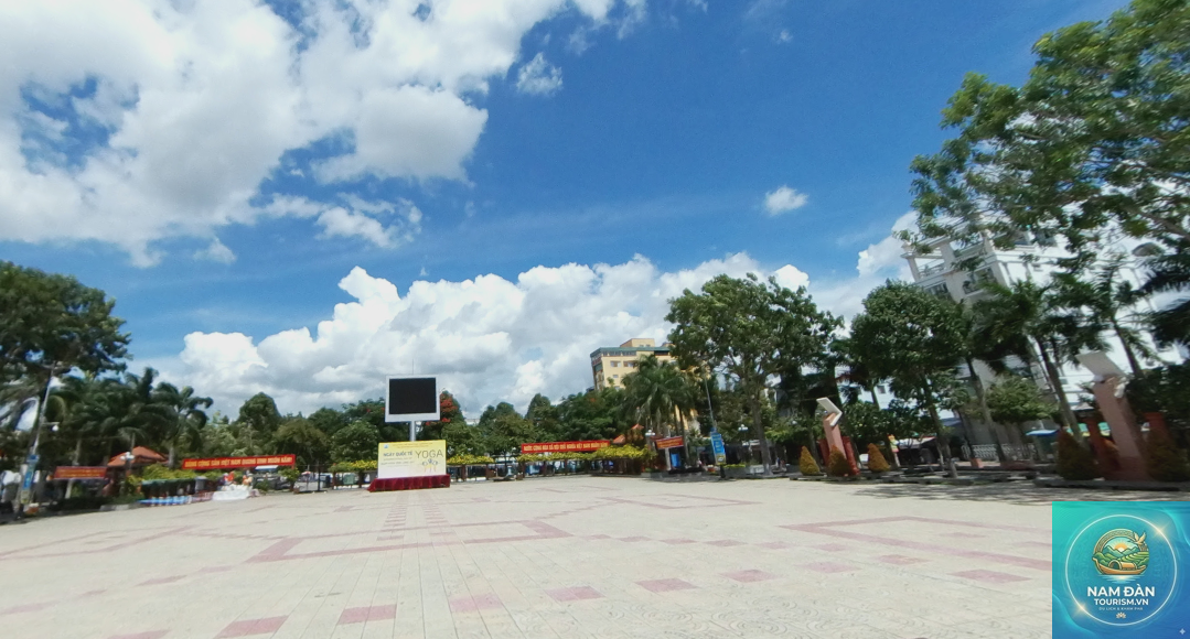quảng trường vĩnh long - Hình 1