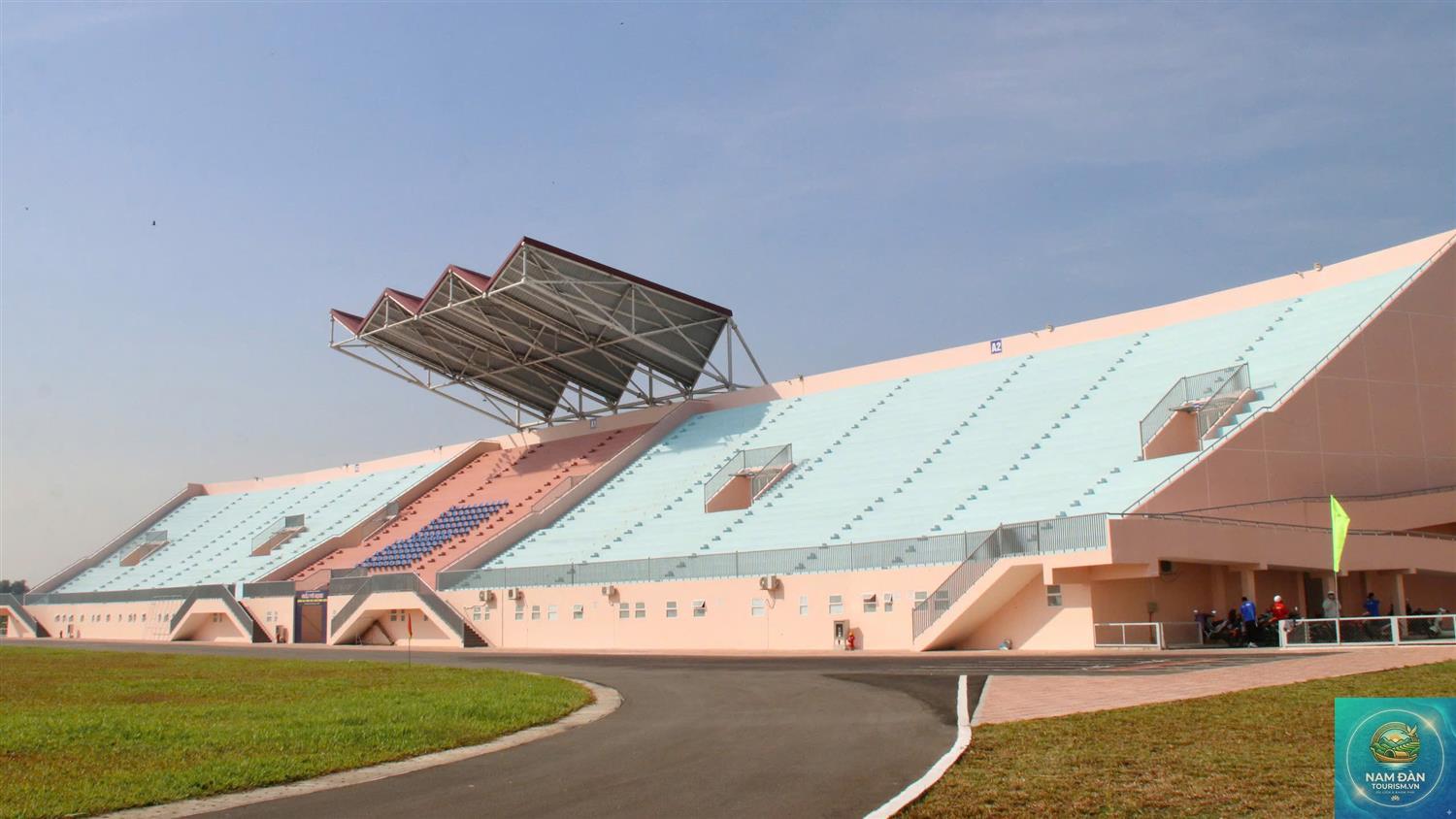 sân vận động trà vinh - Hình 3