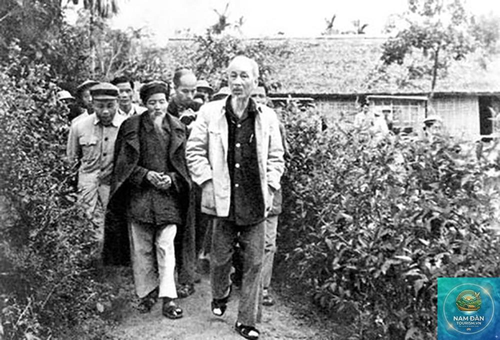tham quan quê ngoại bác hồ - Hình 3