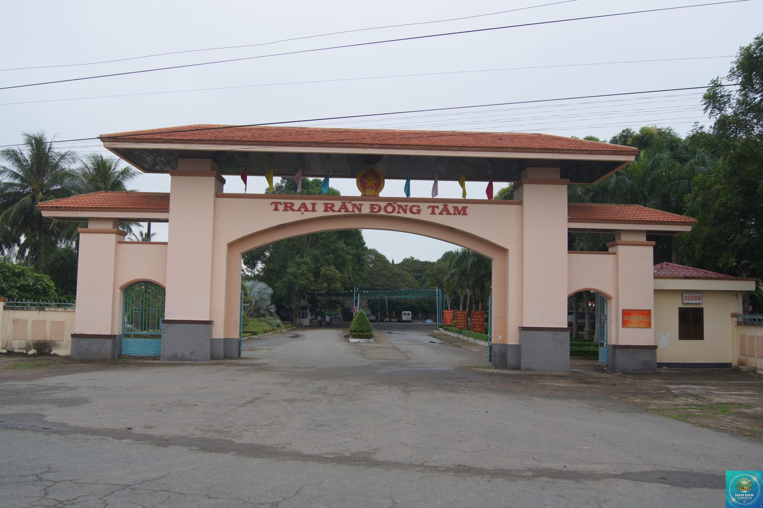 trại rắn đồng tâm - Hình 4