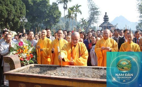 văn khấn dâng hương tại đền - Hình 2