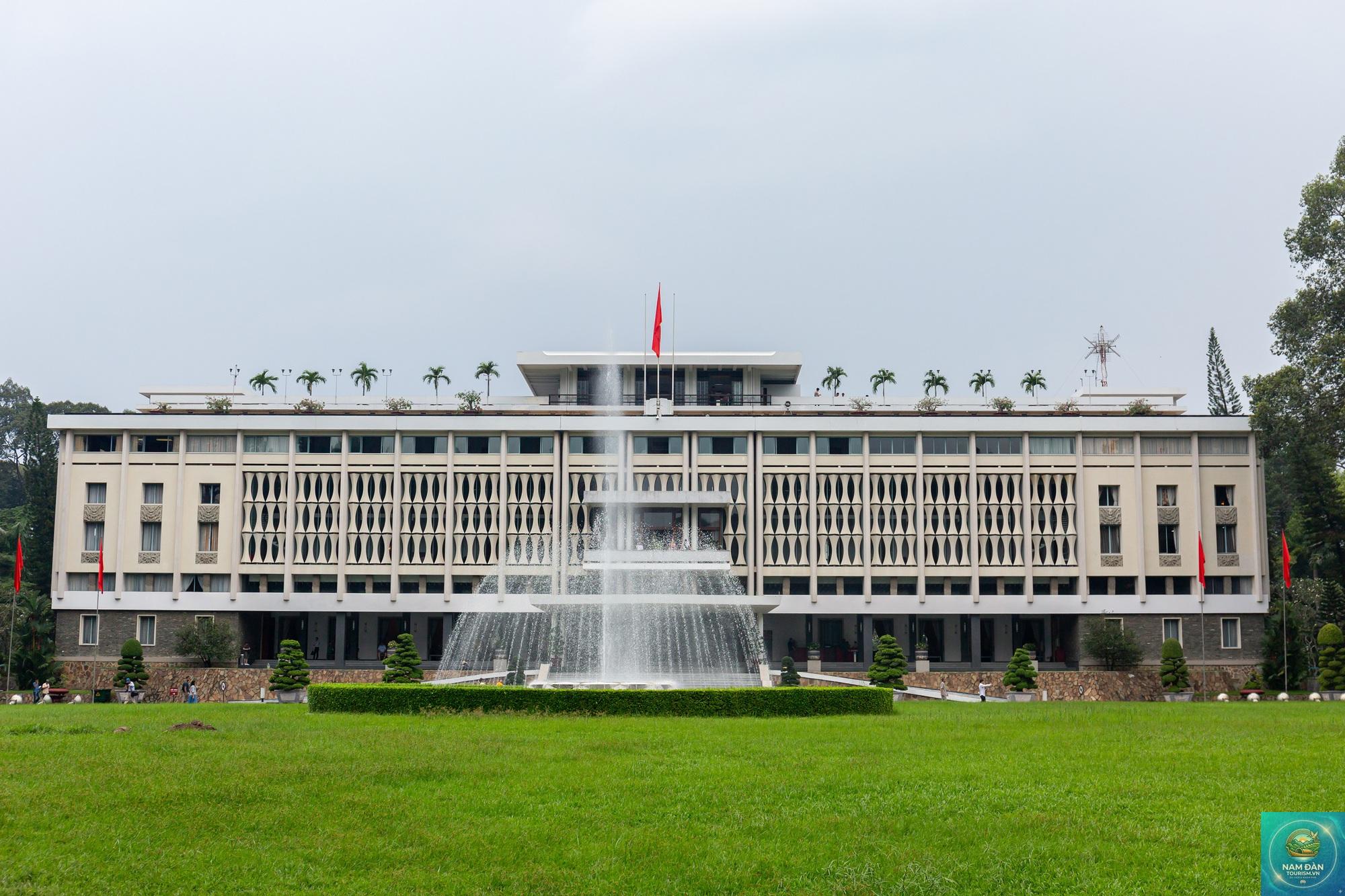 Dinh Độc Lập Quận 1 (công trình lịch sử – tôn giáo văn hóa) - Hình 3