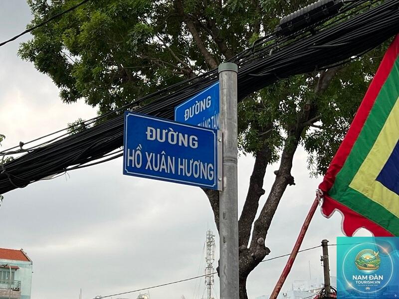 Đường Hồ Xuân Hương Quận 3 - Hình 1