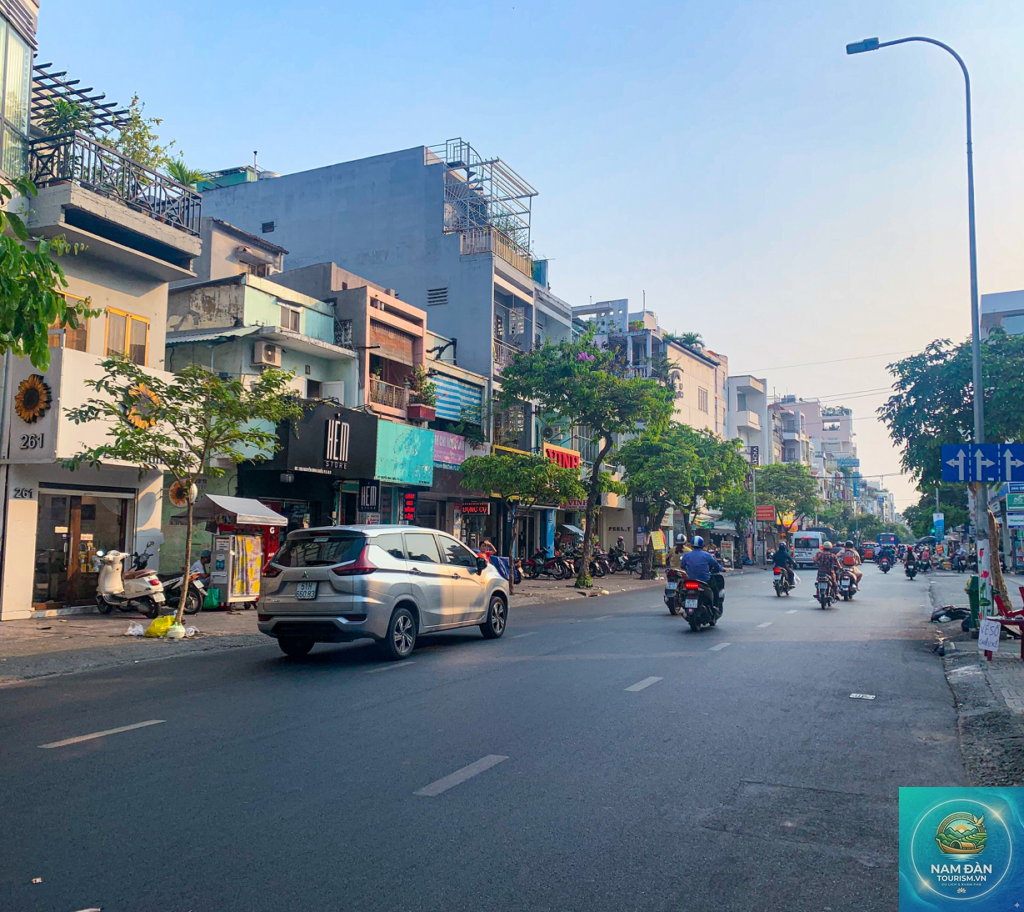 Đường Nguyễn Đình Chiểu Quận 3