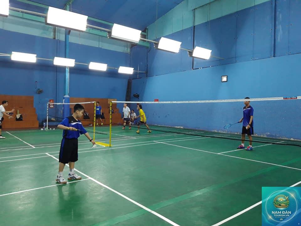 Ga Hòa Hưng Quận 3 - Hình 2