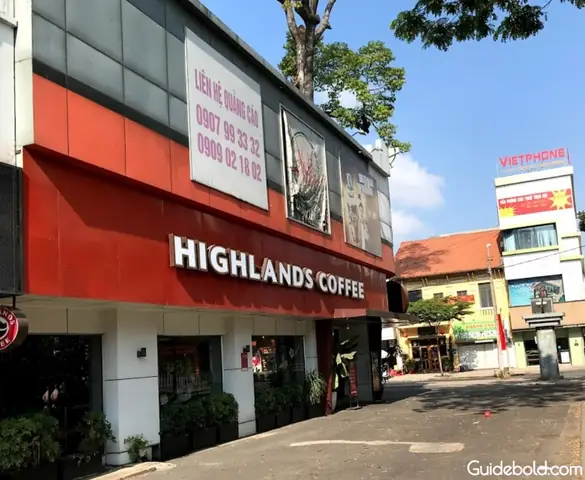 Highlands Coffee Nguyễn Đình Chiểu Quận 3 - Hình 1