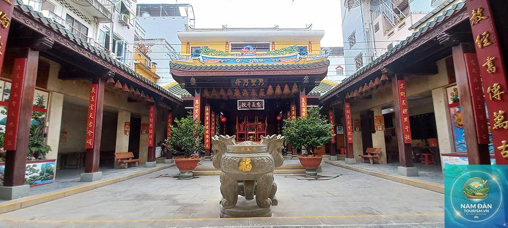 Miếu Quan Đế Quận 1 - Hình 1