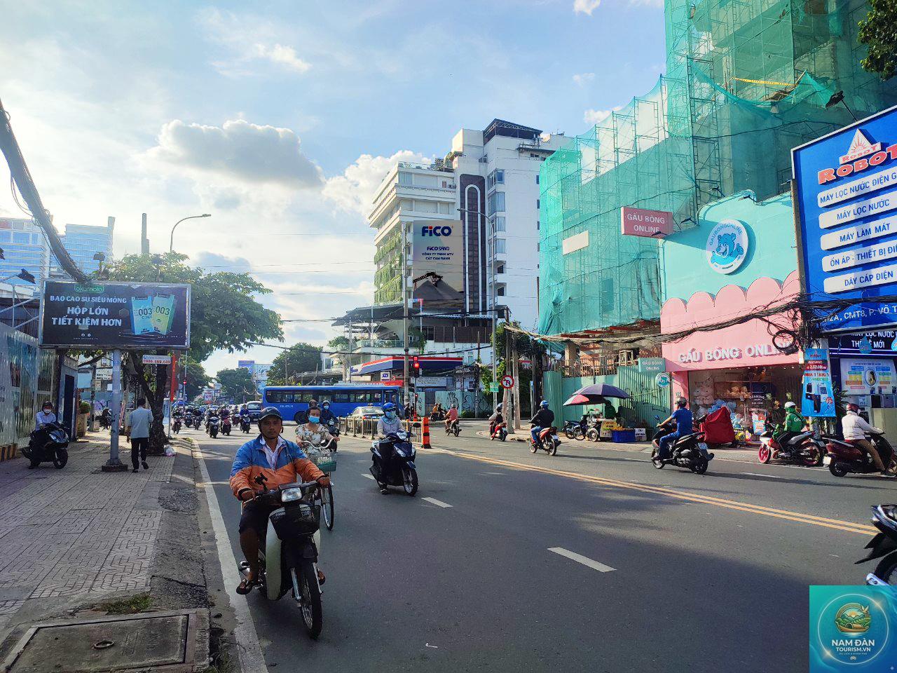 Ngã tư Điện Biên Phủ – Cách Mạng Tháng Tám Quận 3 - Hình 2