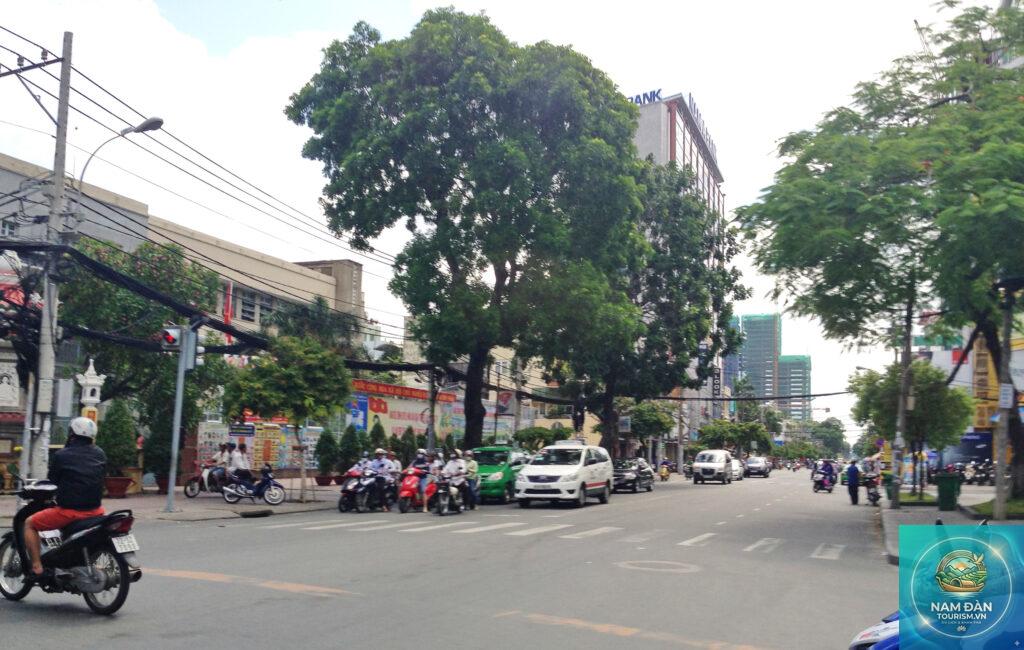 Ngã tư Nguyễn Đình Chiểu – Cách Mạng Tháng Tám Quận 3