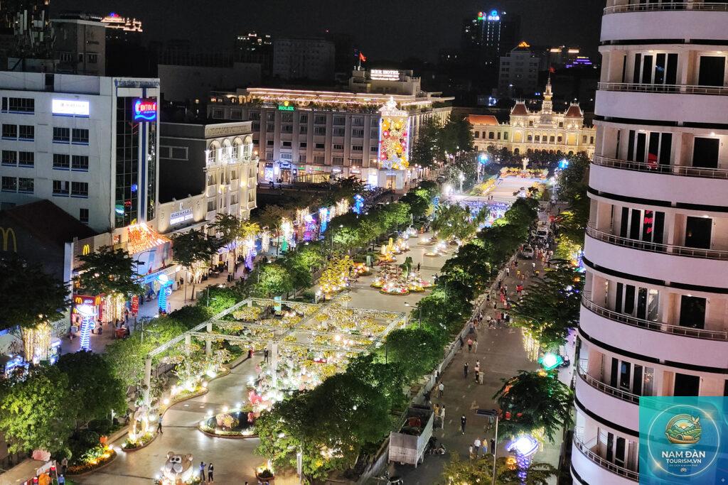 Phố đi bộ Nguyễn Huệ Quận 1