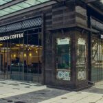 Starbucks Hồ Con Rùa Quận 3 – Điểm đến không thể bỏ lỡ cho tín đồ cà phê giữa Sài Gòn Starbucks Hồ Con Rùa Quận 3 – Điểm đến không thể bỏ lỡ cho tín đồ cà phê giữa Sài Gòn