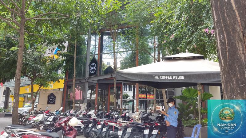 The Coffee House Hồ Con Rùa Quận 3 - Hình 3