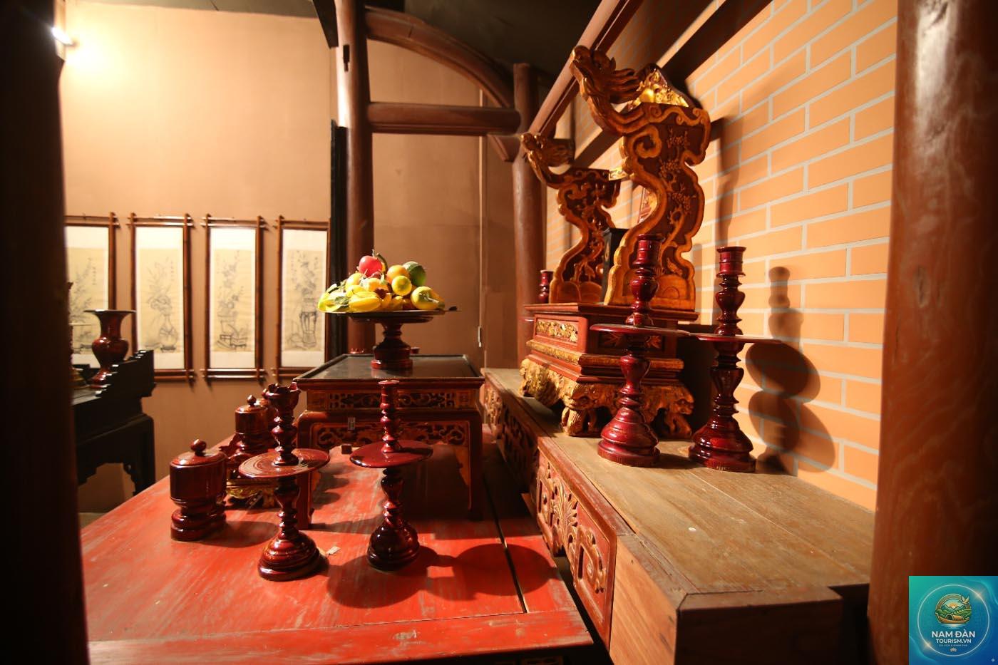 bàn thờ truyền thống - Hình 4