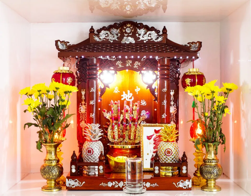 cách giữ bàn thờ sạch sẽ - Hình 3