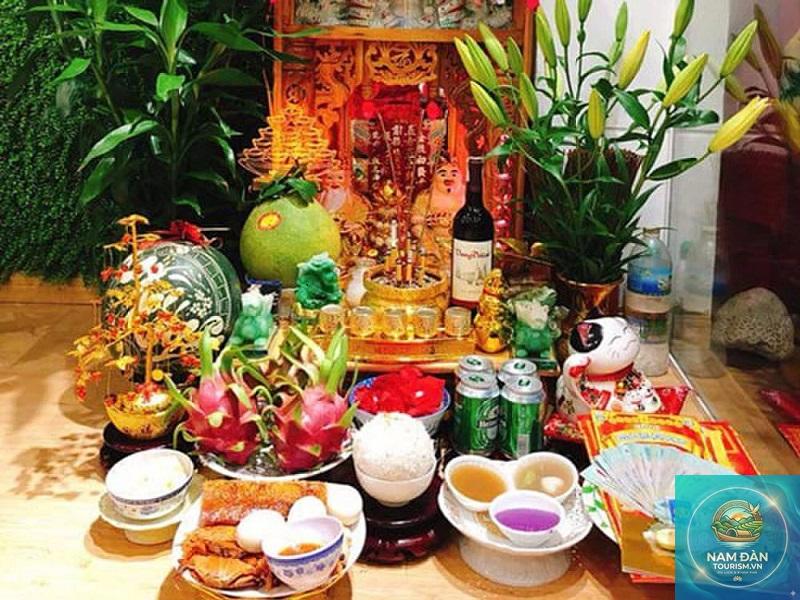 có nên để tiền thật trên bàn thờ - Hình 3
