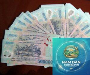 có nên để tiền thật trên bàn thờ