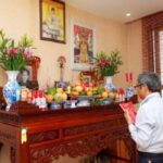 lập bàn thờ mới