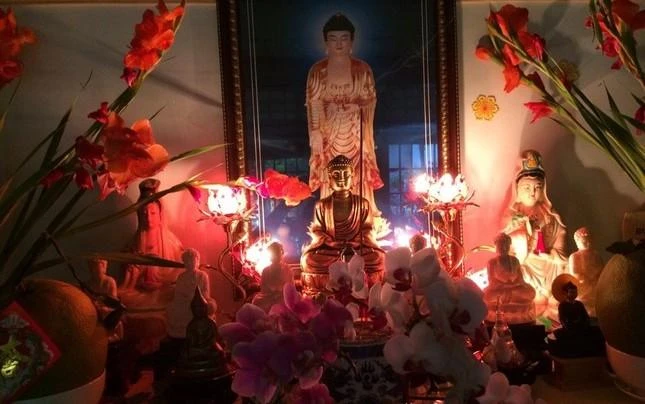 thay tượng thờ - Hình 2
